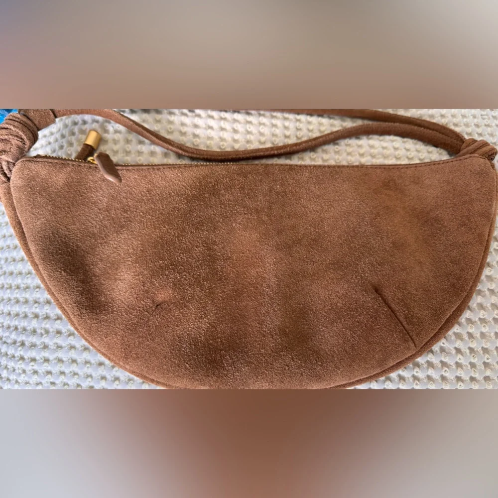 Madewell Bolo Suede Bag - Picture 8 of 16